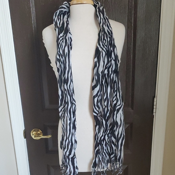 Zebra Print Scarf - Picture 1 of 3